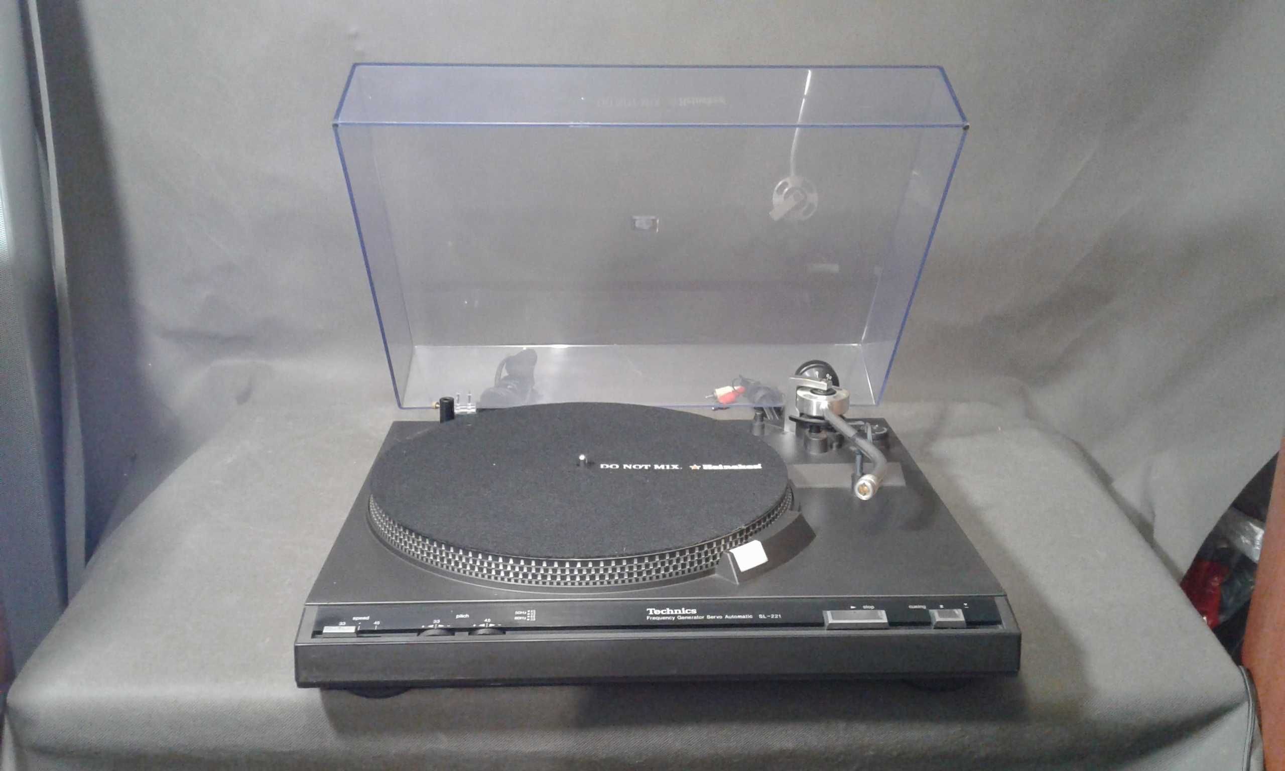TECHNICS SL-221,gramofon stereo