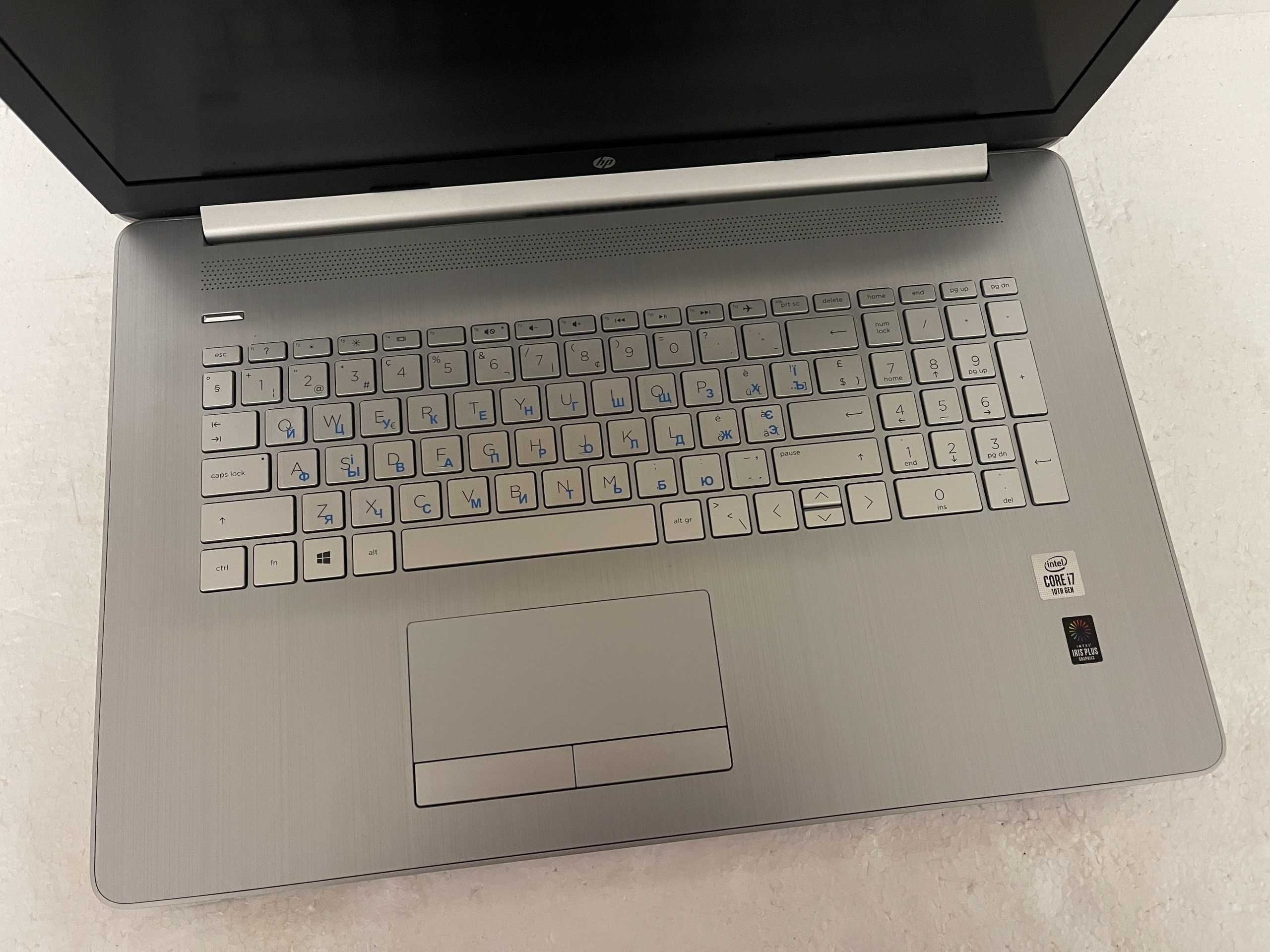 17.3" Экран Игровой 2024 HP Laptop 17 + (Core i7 10" го покол) + ИДЕАЛ