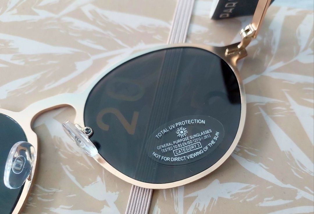 Okulary przeciwsłoneczne damskie okrągłe 
ochrona uv etui parfois