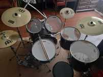 Bateria tama imperialstar (4 timbalões, acabamento em madeira)