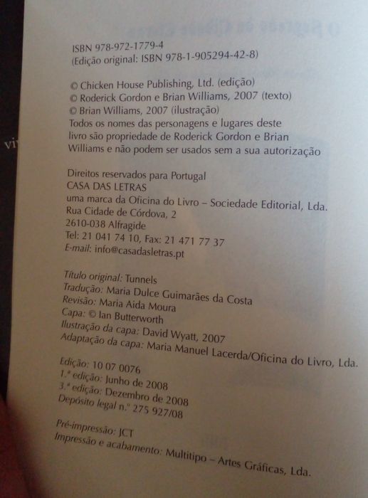 Livro TUNEIS - O segredo da cidade ETERNA