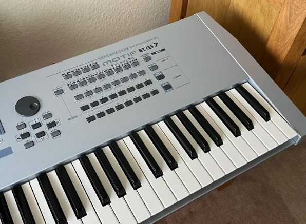 Yamaha Motif ES7