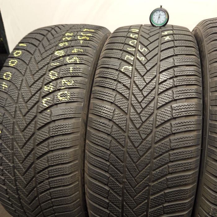 255/45R20 Bridgestone Blizak Lm 005