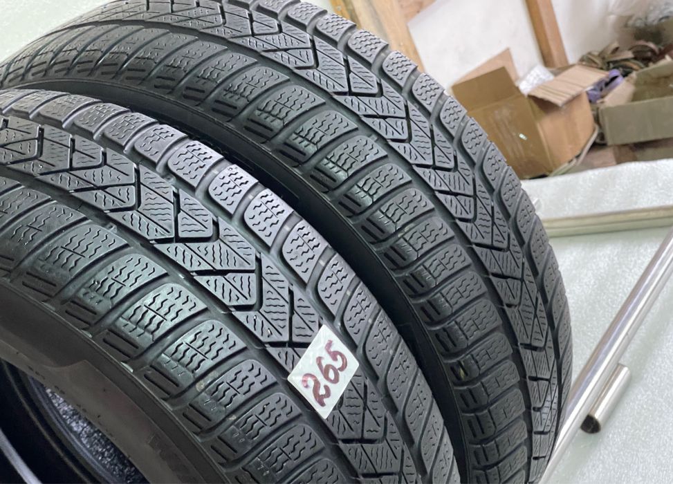Автошини колеса резина 215/55 R17 Pirelli Sottozero3 зимові 2021 рік