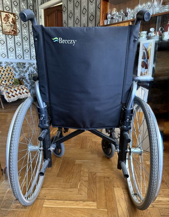 Крісло колісне Breezy (Іспанія)