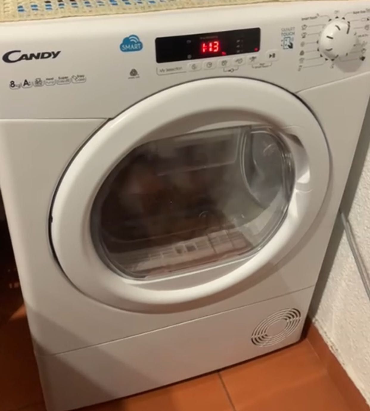 Máquina de secar roupa