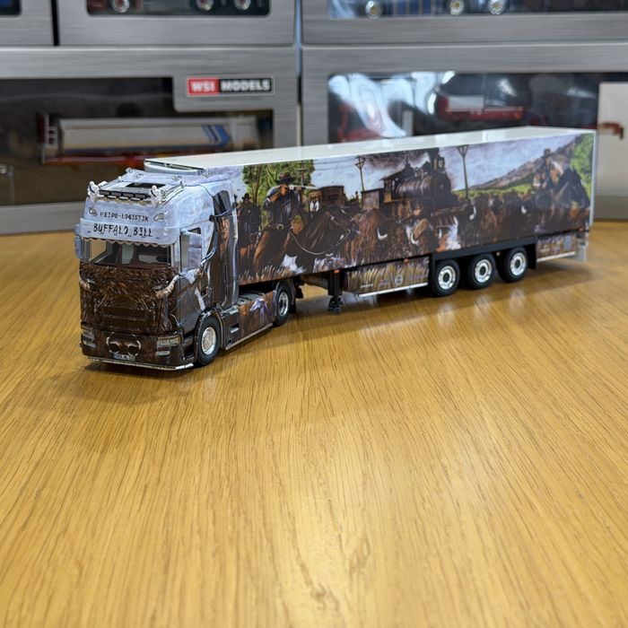 Model 1:50 WSI Scania S Highline 4x2 + naczepa