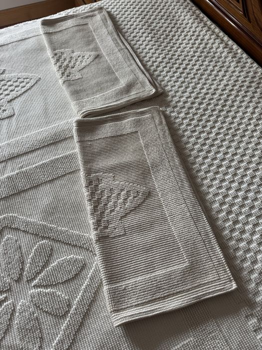 Cobertor/edredão com almofada cama de casal