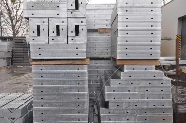 WYPRZEDAŻ Szalunek ścienny 54m2 typ Rasto, MIDIBOX nie Używane