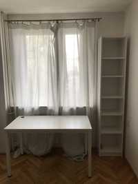 Stół i półki z IKEA (IKEA white table and book shelves)