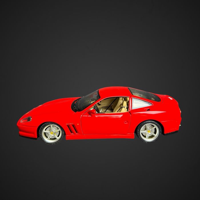 Model Bburago Ferarri 550 Maranello 1996 skala 1:18 J5/081709