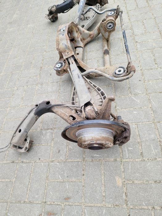 Zawieszenie sanki wózek tylny wahacz zwrotnica tył BMW E46 Compact