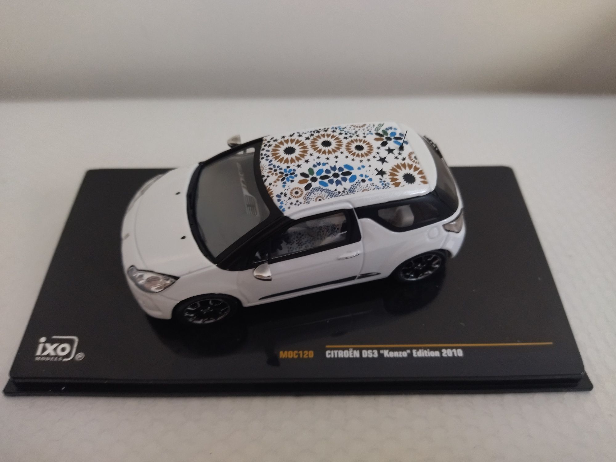 Miniatura Citroen DS3 Nova 1/43