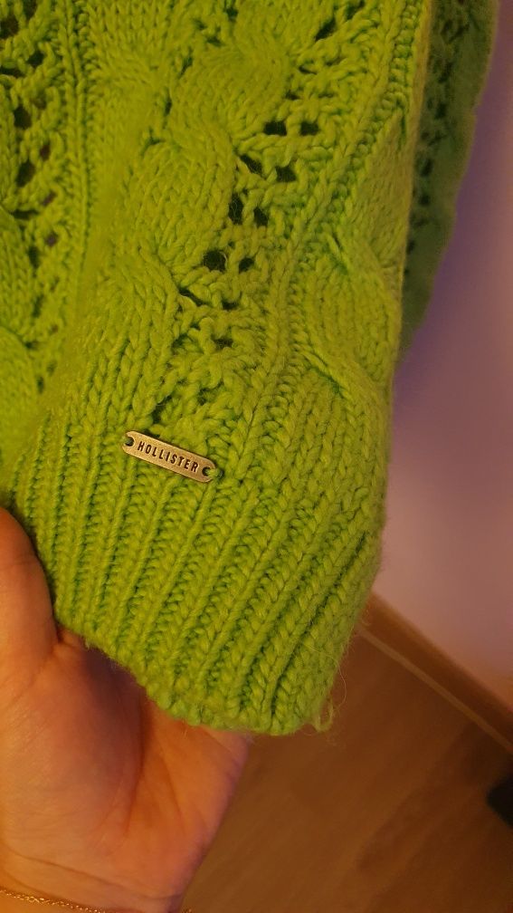 Sweterek Hollister z warkoczem XS-S jesień/zima
