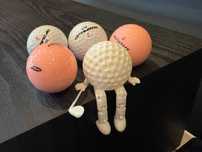 Bola de golf articulada