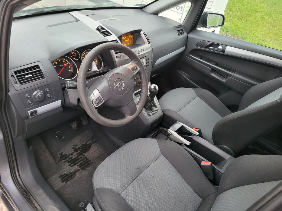 Opel Zafira z gazem 7 osobowy!!!