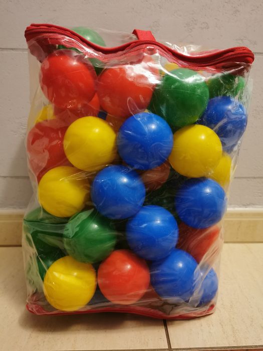 Piłki plastikowe 4 kolory do suchego basenu