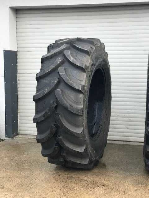 Opona 580/70R38 Galaxy Earth-Pro 700