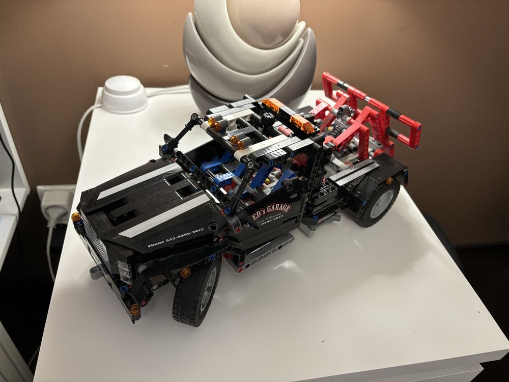 Lego Technic 9395 holownik pomoc drogowa