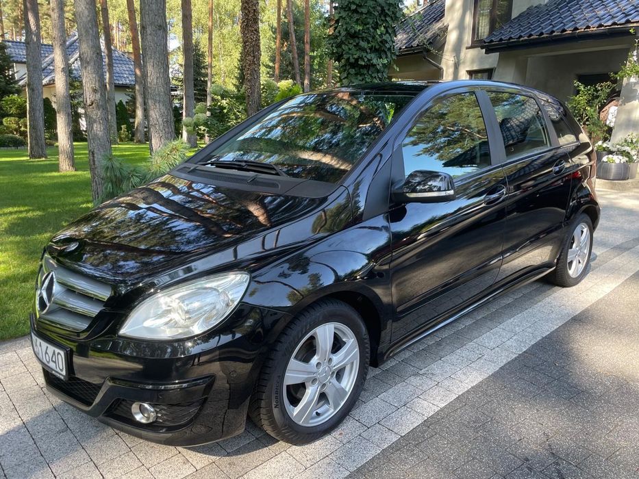 Mercedes-Benz Klasa B Black Edition, Automat, Gaz, Czujniki parkowania