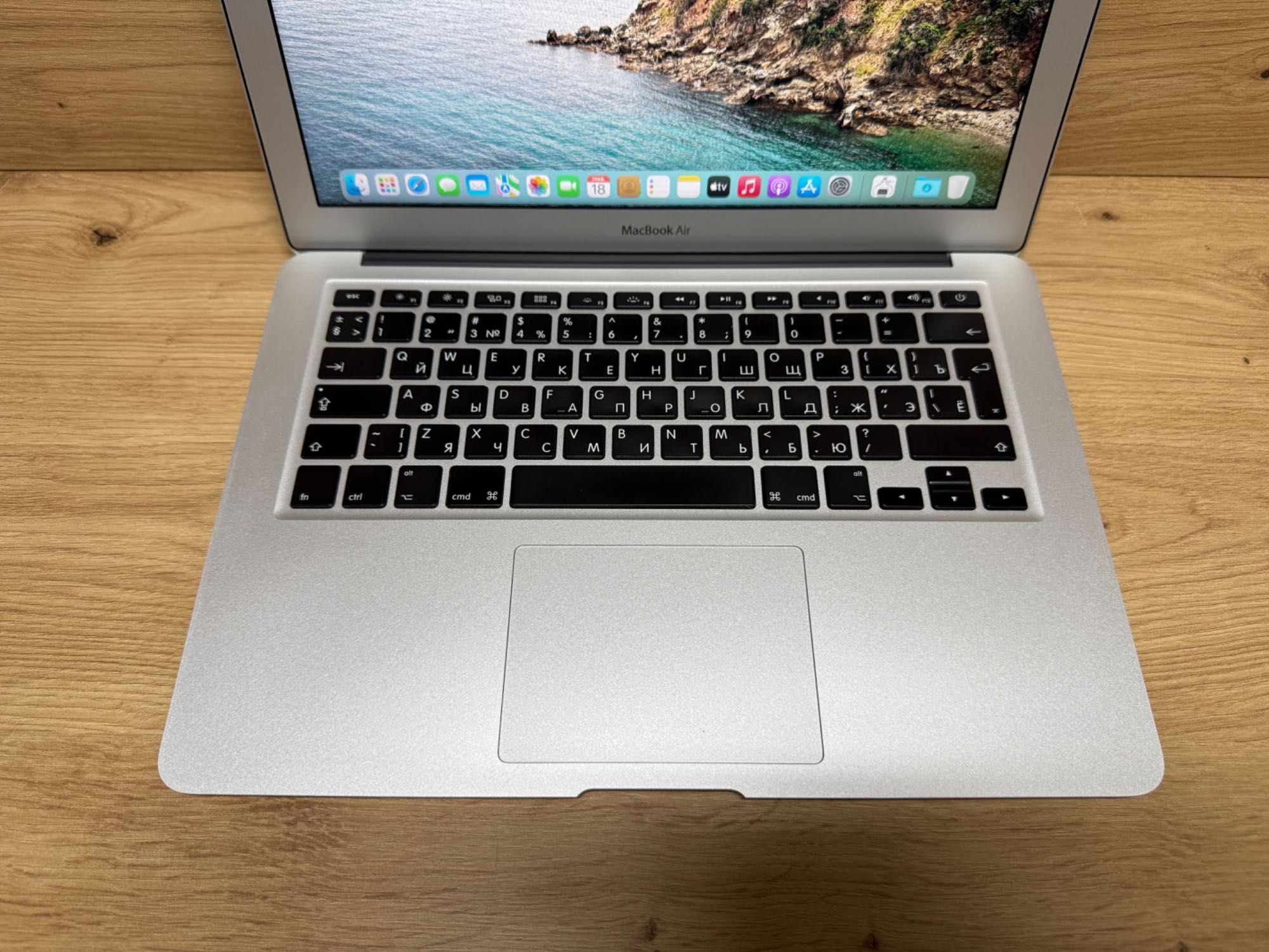 2017 Apple MacBook Air 13" 1,8GHz i5 8gb 128gb SSD хороший стан