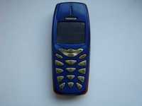 Мобильный телефон Nokia 3510i.