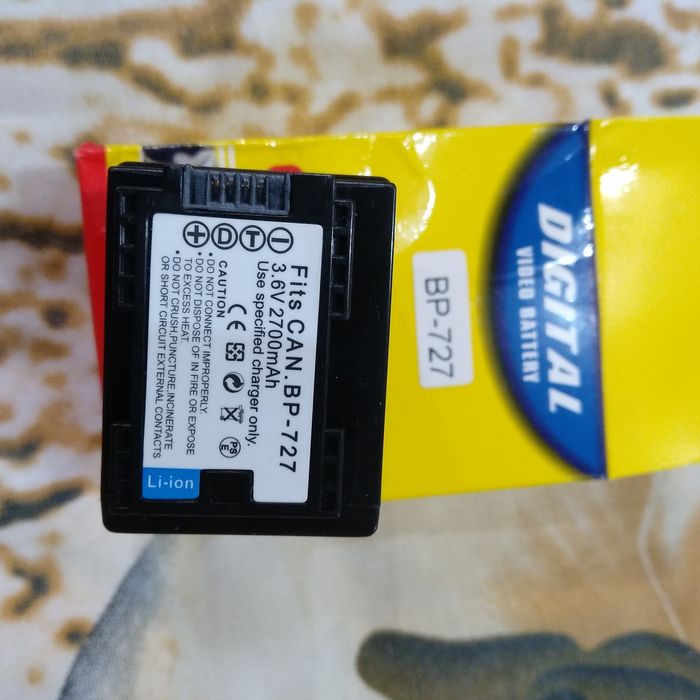 Акумулятор Canon BP-727 (2700 mAh, 3.6V, Li-Ion) для LEGRIA HF, VIXIA