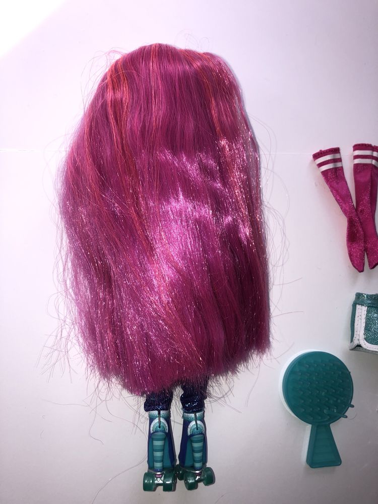 LOL OMG Roller Chick Disco Sk8er