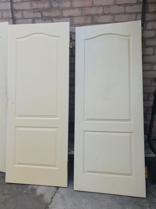 Двери межкомнатние б/у канатки