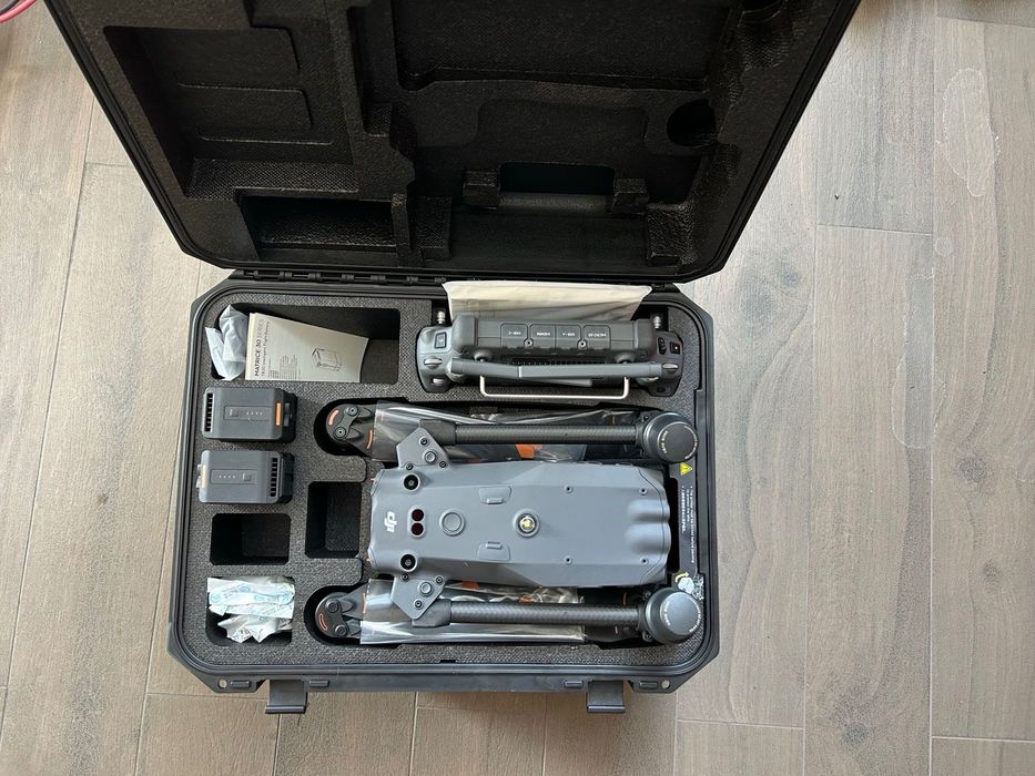 Новий DJI Matrice 30T з тепловізором + 8 батарей.