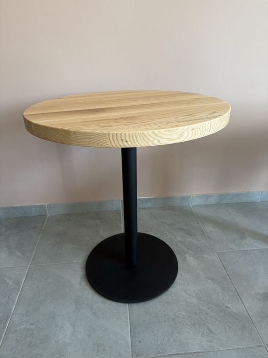 Стіл для кавʼярні