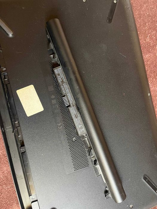 Ноутбук HP не робочий через батарею