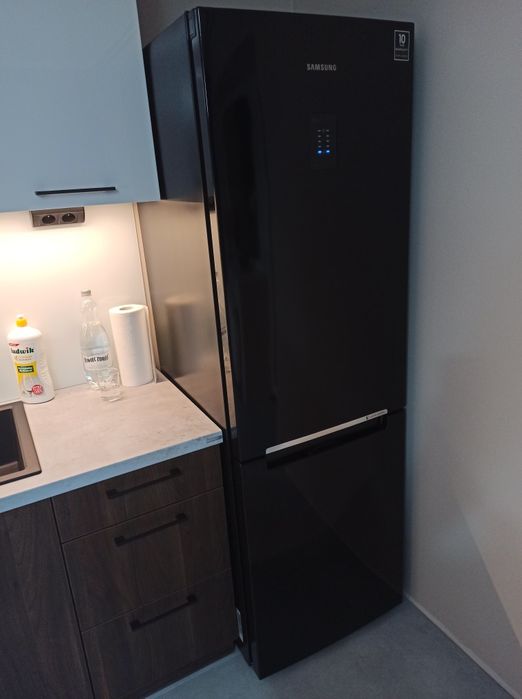 Lodówka SAMSUNG RB31FERNDBC NoFrost Czarna