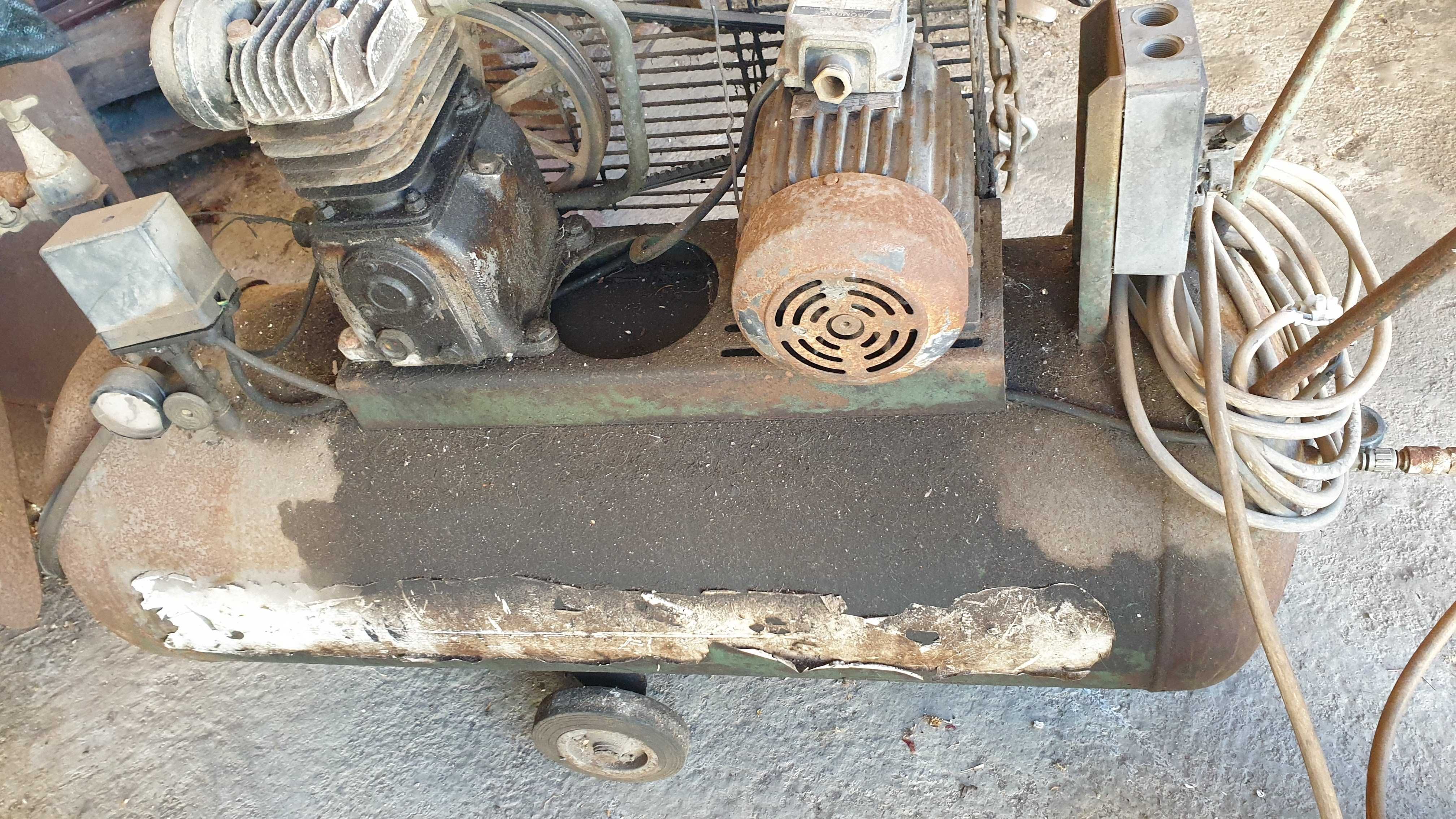 Compressor 100L trifásico, Electroalfa