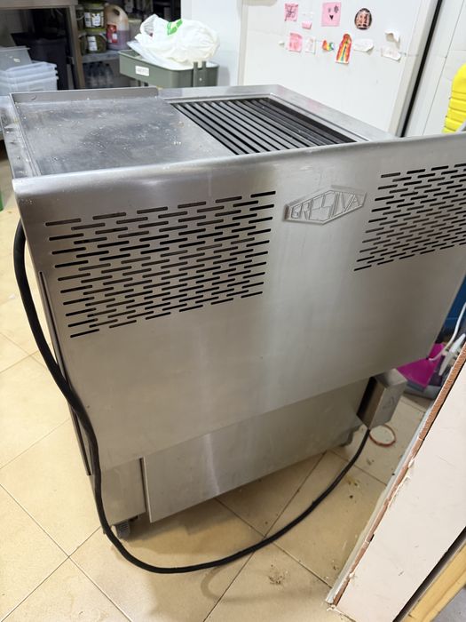 Grelhador a Gás, 1 Grelha + Placa Lisa – GRESILVA