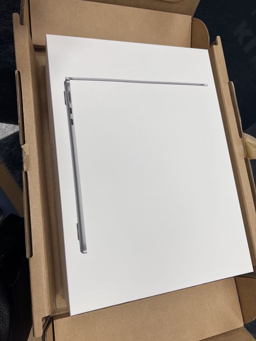 MacBook air 13" 16GB/512GB nowy zapakowany.
