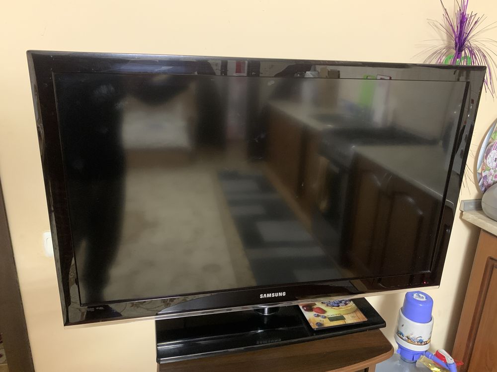 Телевізор Samsung 40 дюймів