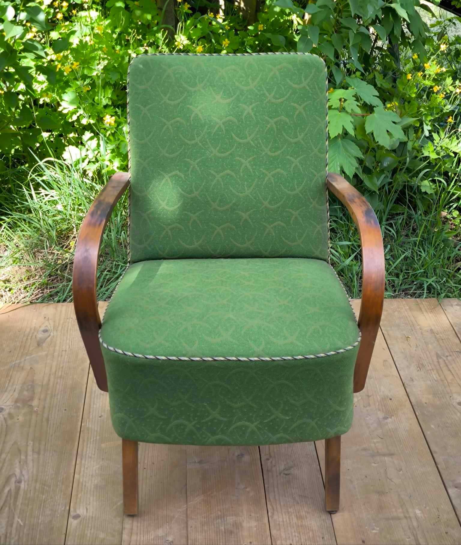 Stary fotel na sprężynach Design PRL Vintage
