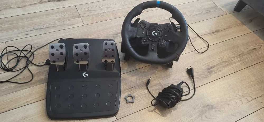Руль Logitech G923