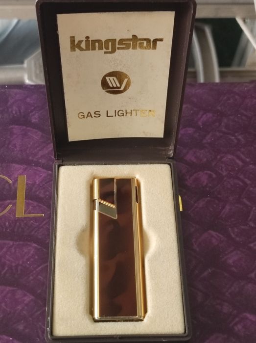 Isqueiros antigos novos