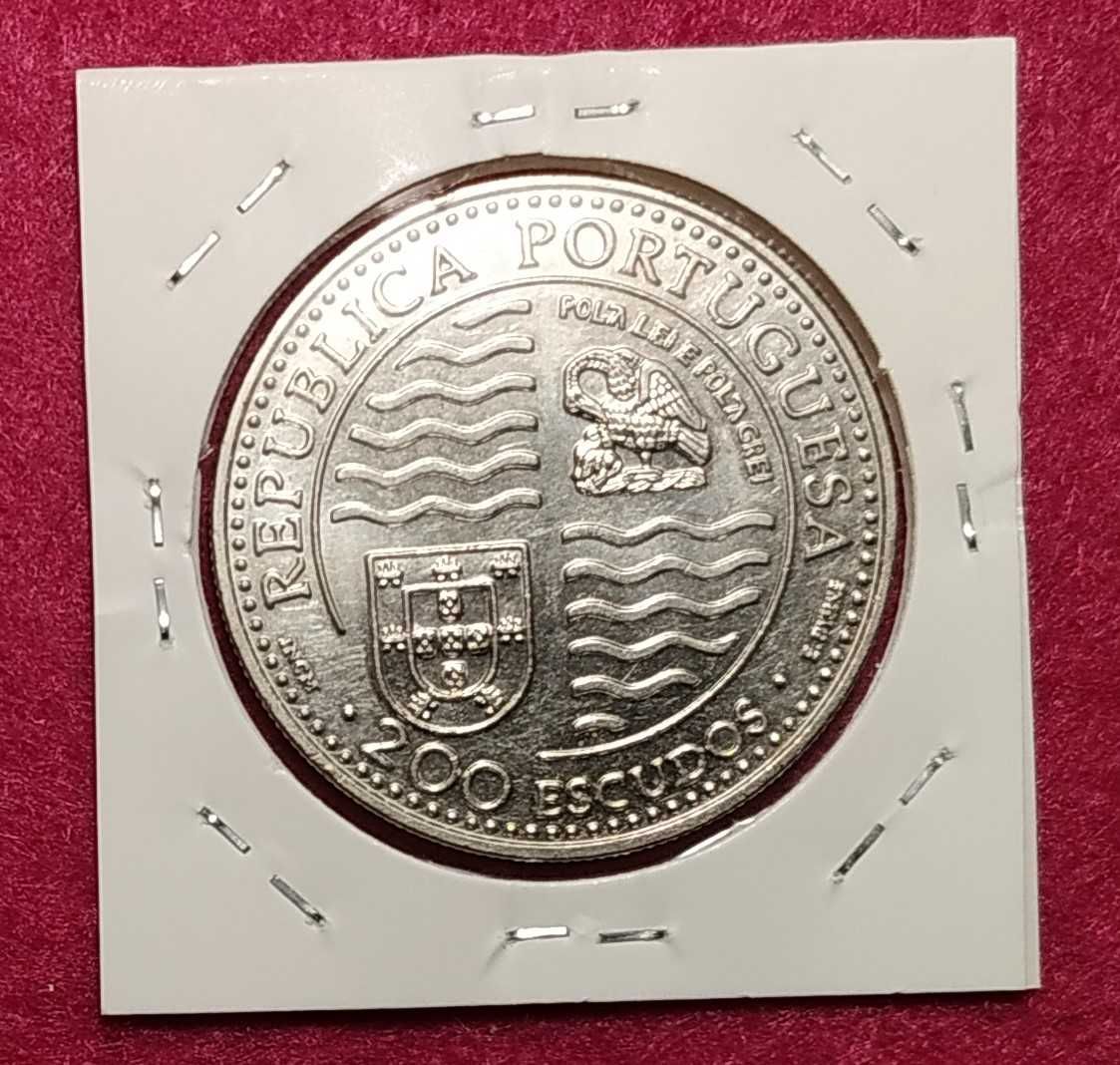 Portugal - moeda comemorativa de 200 escudos de 1995 D. João II