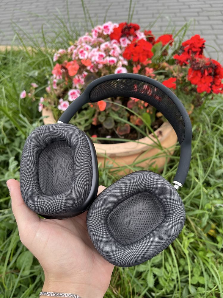 AirPods Max Nowe