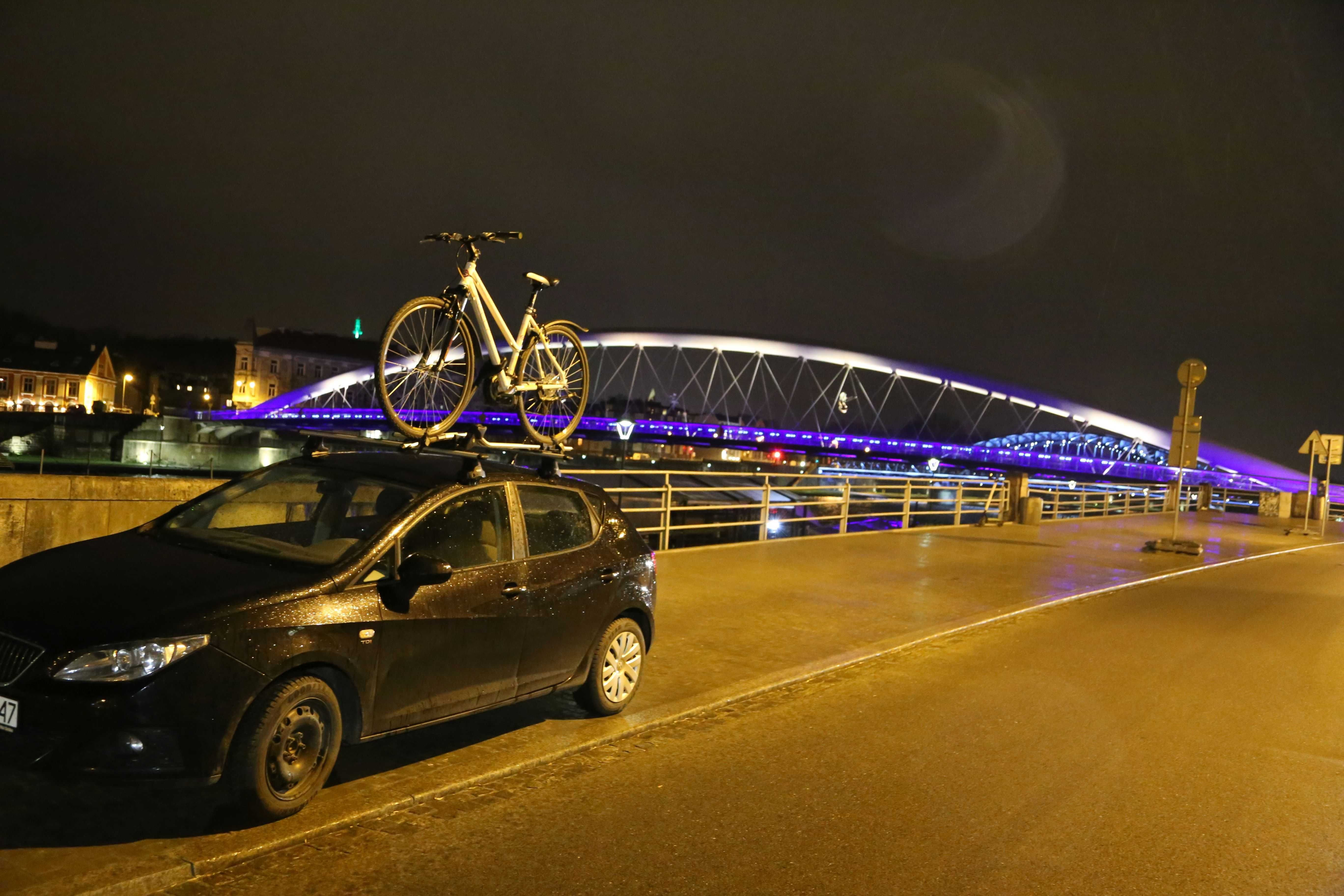 Wypożyczę uchwyt, bagażnik rowerowy na dach auta - THULE