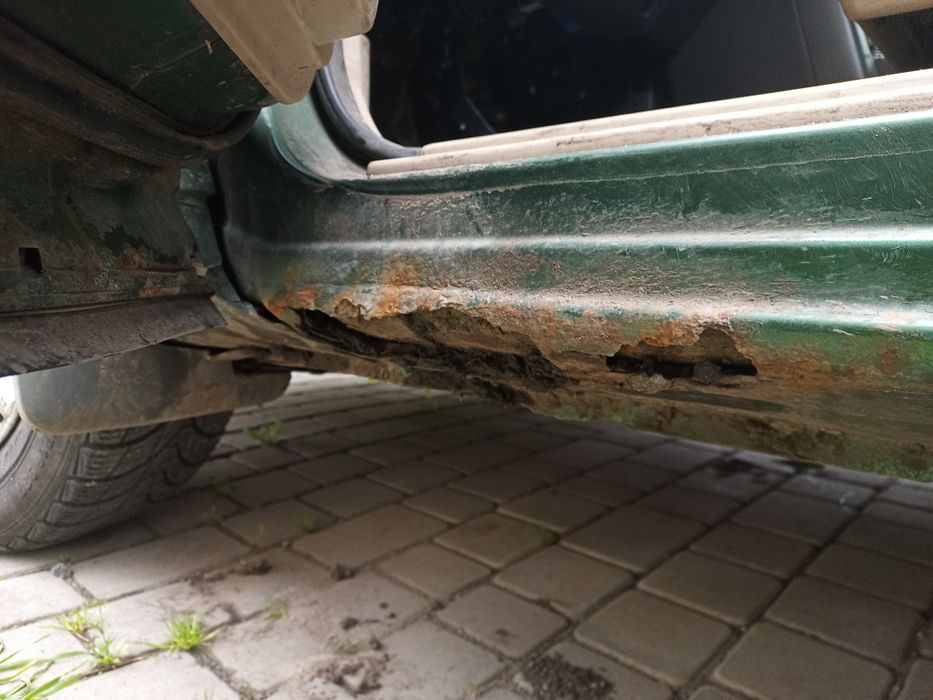 Нісан х трейл т-30  2003  газ/бен