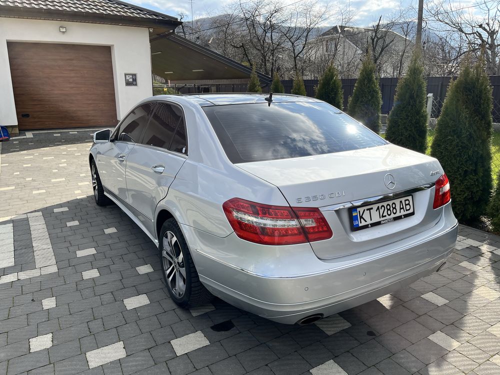 Mersedes-Benz W212 E-CLASS 4MATIC