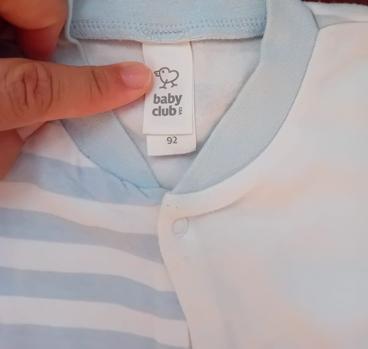 Lote de pijamas com pés