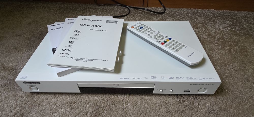 Pioneer Blu ray Bdp x300 - 4K. MIRACAST. Wi - Fi . DLNA. 3D.