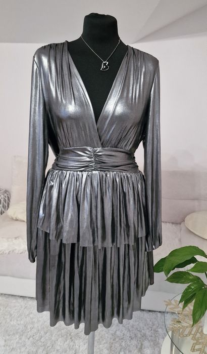 Sukienka okazyjna silver .