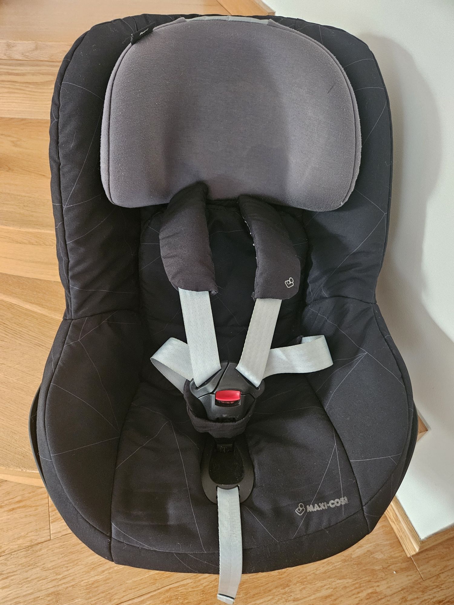 Fotelik Maxi Cosi Pearl 9-18 kg + baza Family Fix