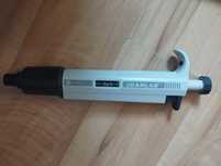 Pipeta automatyczna 0,5 - 5 ml